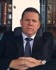 01-Adv-Braam-Bezuidenhout1